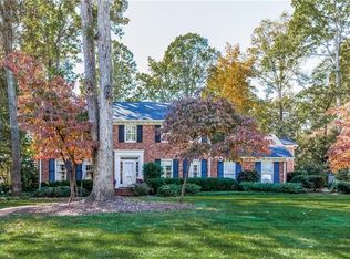 1505 Burlwood Dr, Greensboro, NC 27410