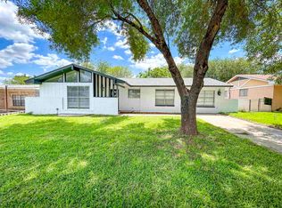 615 Wimberley Rd, Laredo, TX 78045