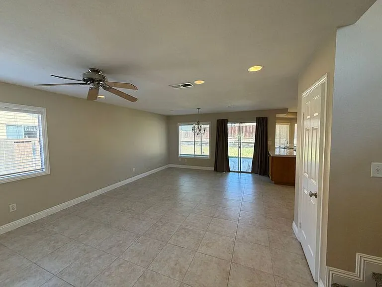 22822 Kuka Cir — Photo 10