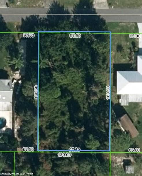 2nd image of 210 Kite Ave