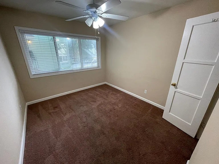 4964-4970 W Point Loma Blvd — Photo 3