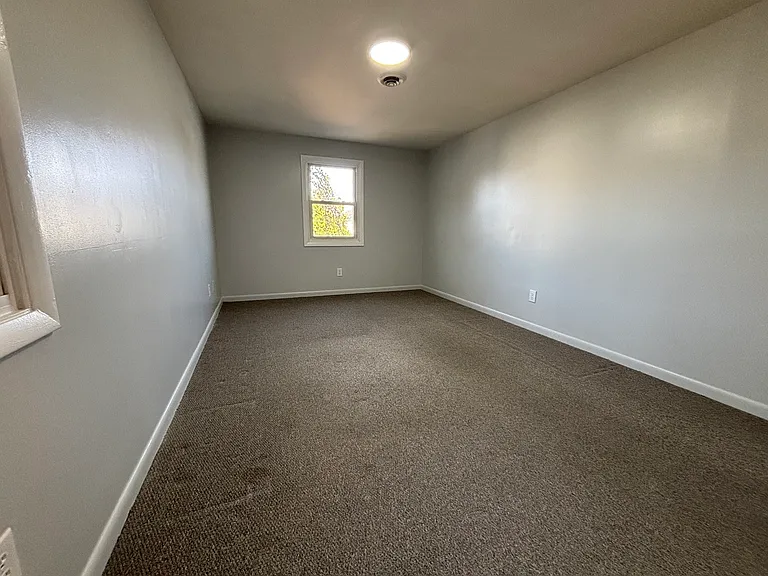 199 Flint St #2R — Photo 5