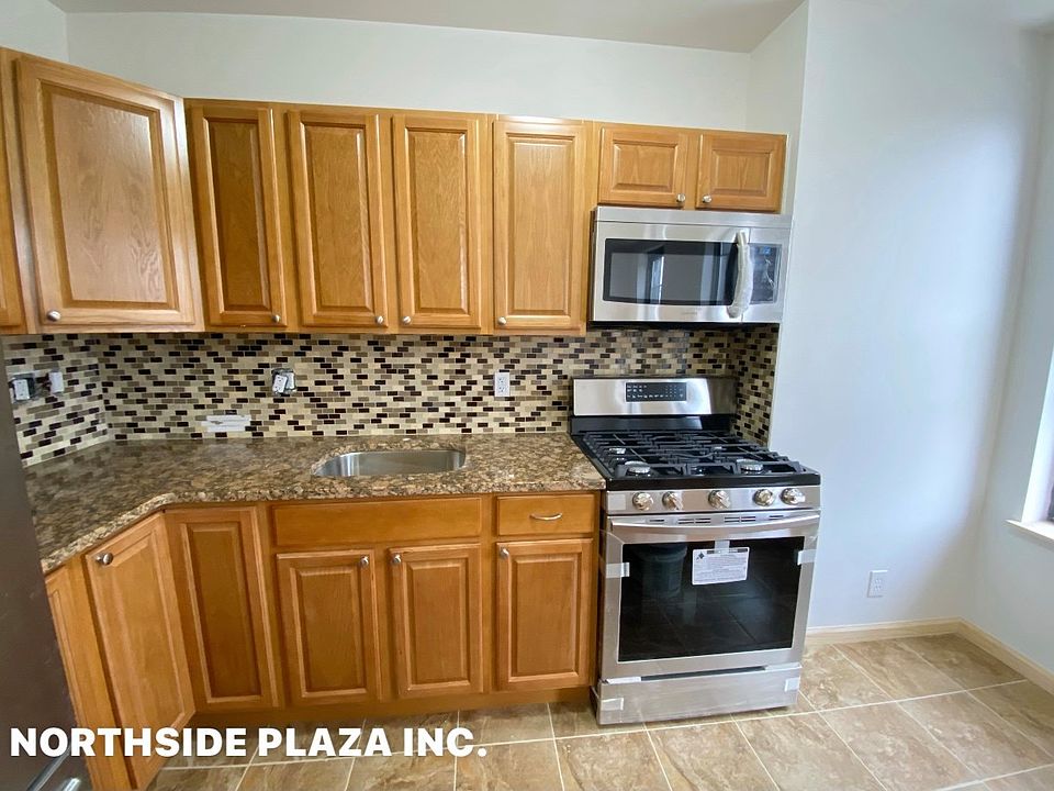 1st image of 153 Diamond St Floor 2