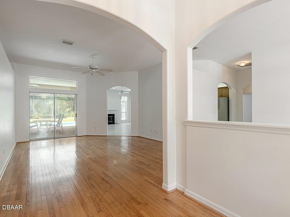 5th image of 3611 Mallow Dr