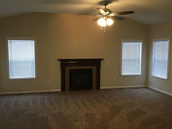 3rd image of 8358 Parori Ln