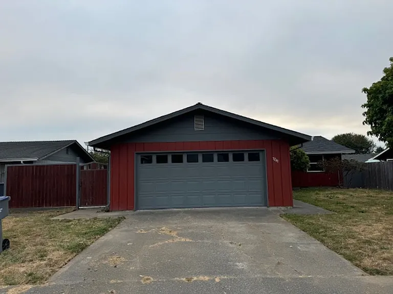 3241 Zelia Ct — Photo 23