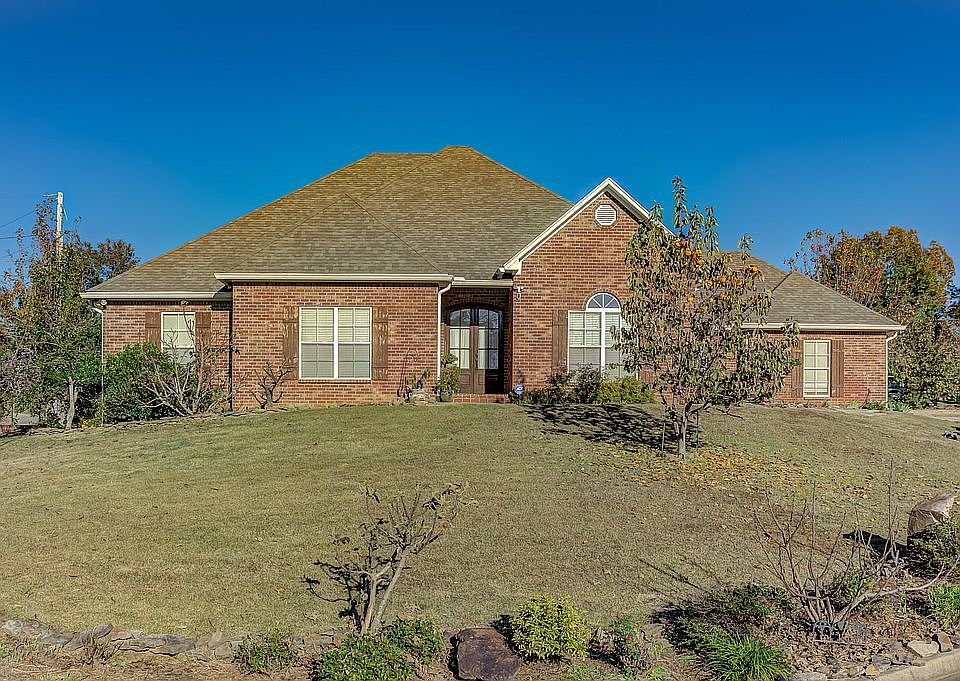 1st image of 3 Millwood Cir