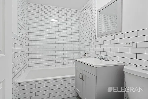 Rented by (Legacy) Elegran | media 3