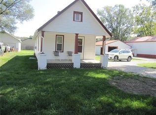 6611 Sherman St, Saint Joseph, MO 64504