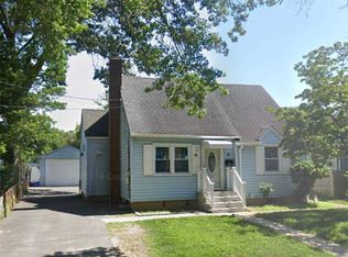 93 Henry St, Roosevelt, NY 11575