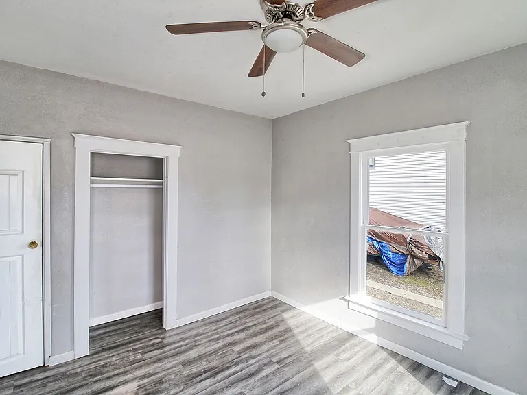 1144 Grand Ave — Photo 29