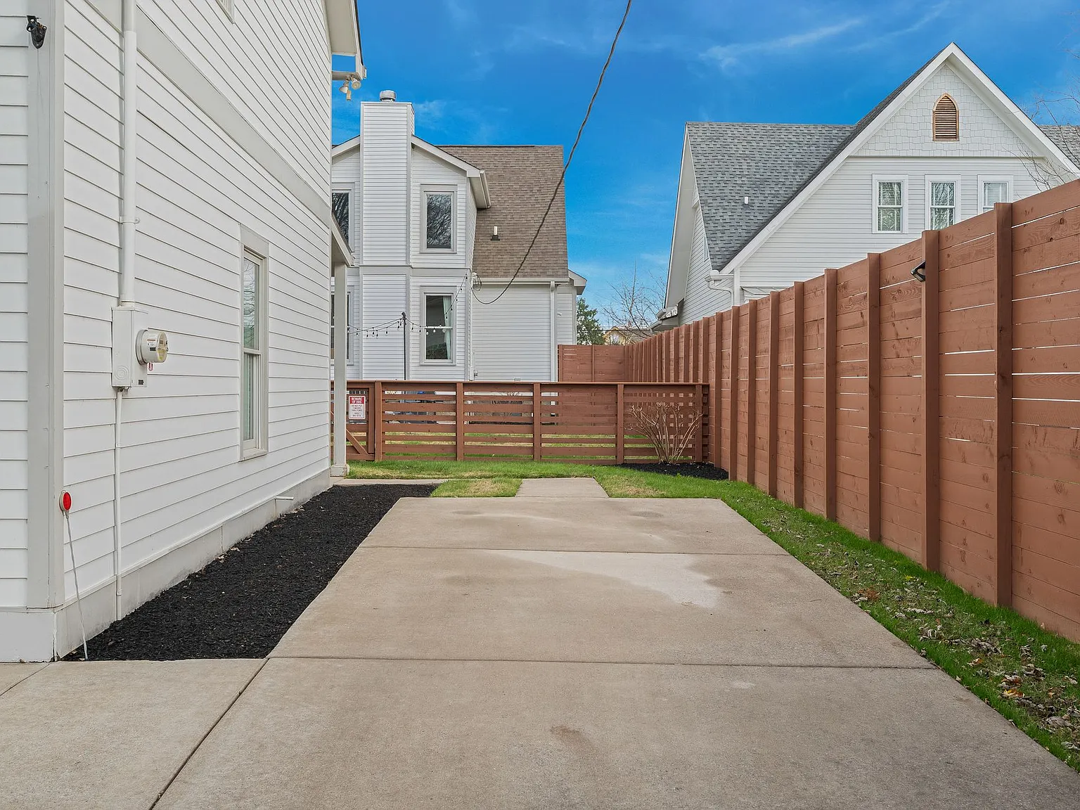 1 bed, 705 sqft, $1,850 — Photo 3