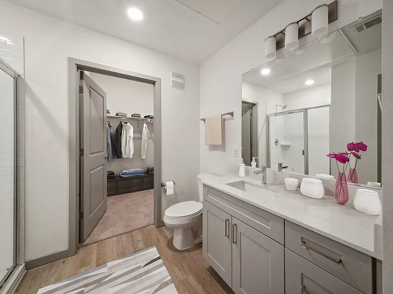 Ascend at Pena Station apartments community photo