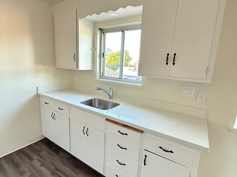 1224 Floribunda Ave #12 — Photo 3
