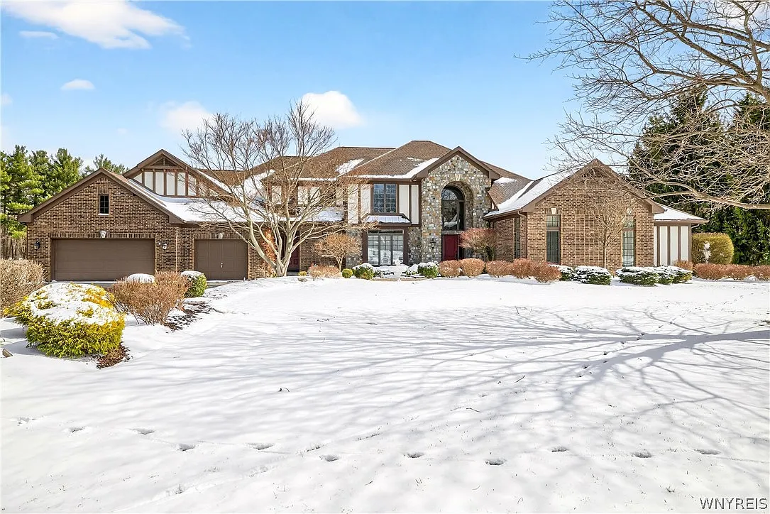 7 Beauclaire Ln photo 1