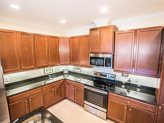 2nd image of 609 Chipper Dr
