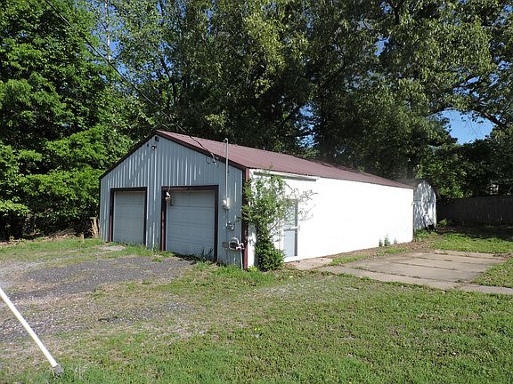 9th image of 441 Clark Line Rd