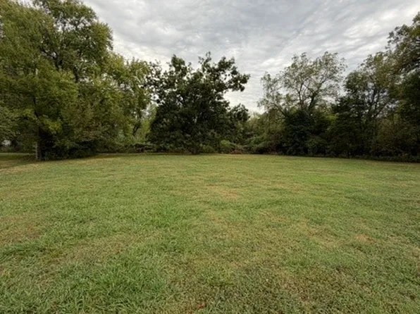813 Walnut St, Chelsea, OK 74016
