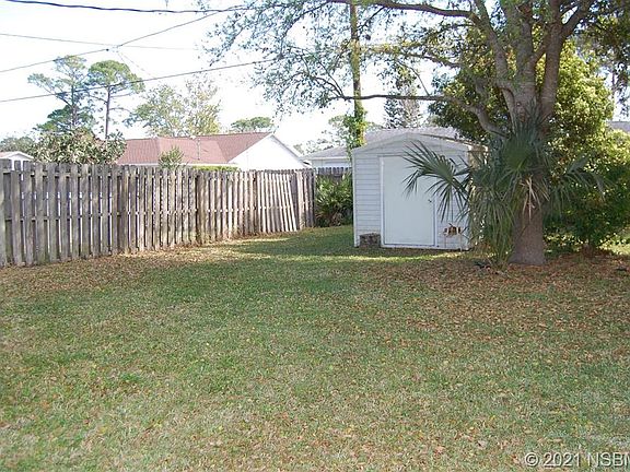 3rd image of 3035 Royal Palm Dr