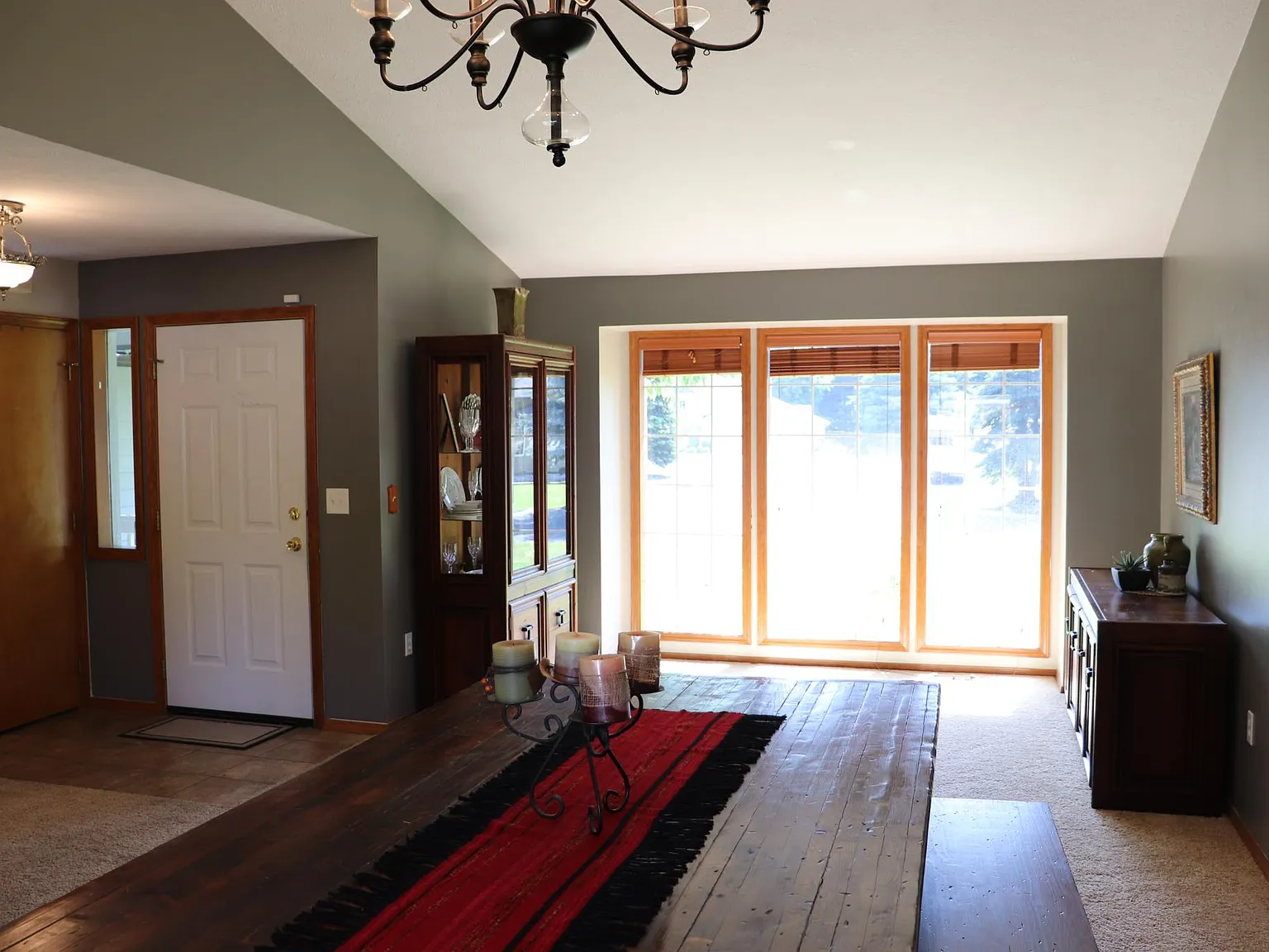 14626 N Fairview Drive — Photo 1
