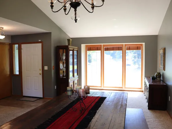 14626 N Fairview Dr, Mead, WA 99021