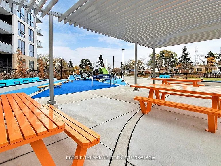 10 Meadowglen Pl #1202 — Photo 22