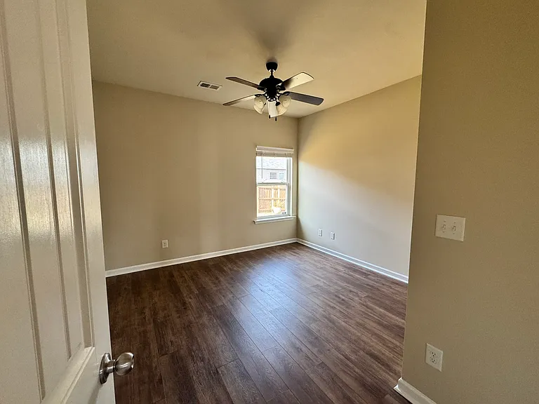 27 Fort McClary Ct — Photo 16