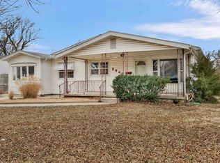 2945 S Vine St, Wichita, KS 67217