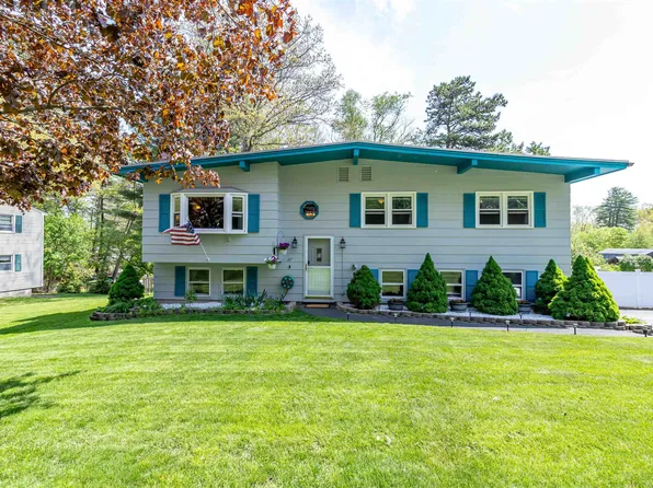 27 Jo Ellen Drive, Merrimack, NH 03054