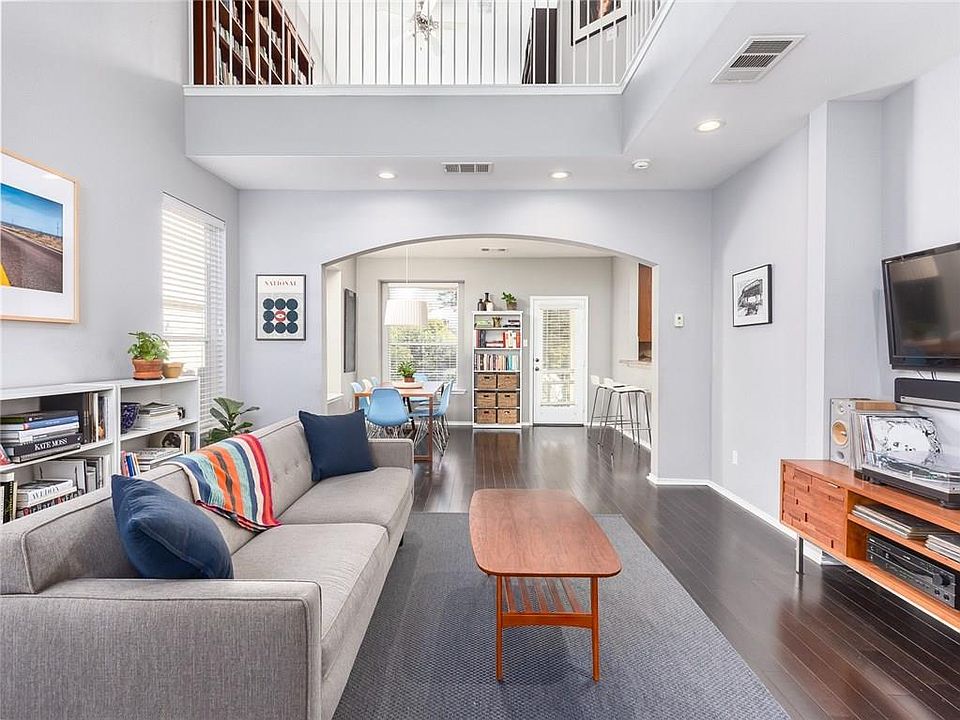 1st image of 10204 Maydelle Dr