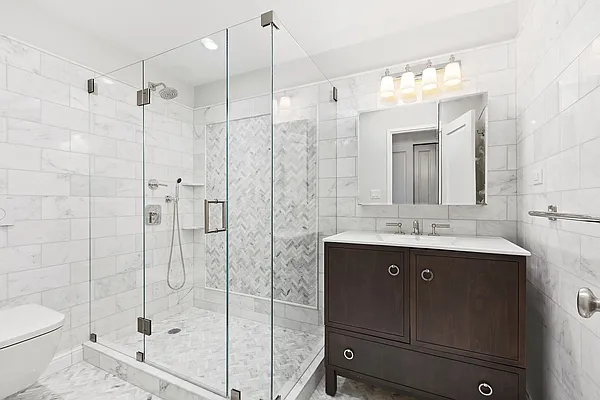 Rented by Compass | media 19