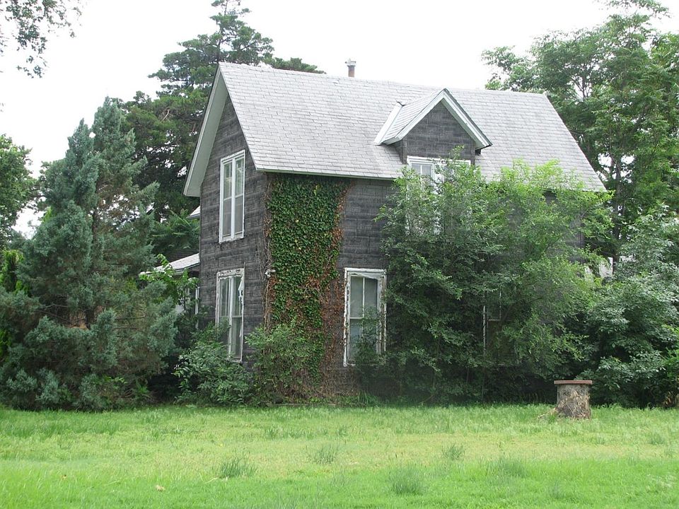 2nd image of 1023 Johnson Ave