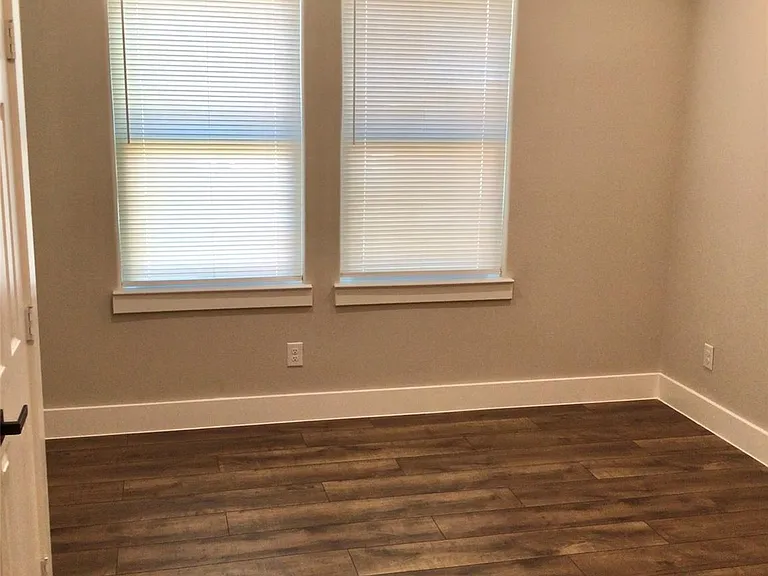 2109 Marnel Rd #F — Photo 18