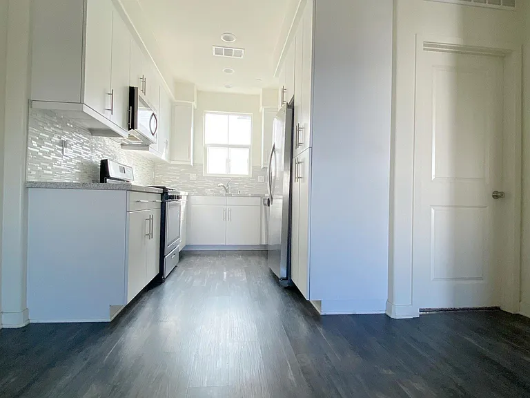 4209 Mission Ranch Way — Photo 6