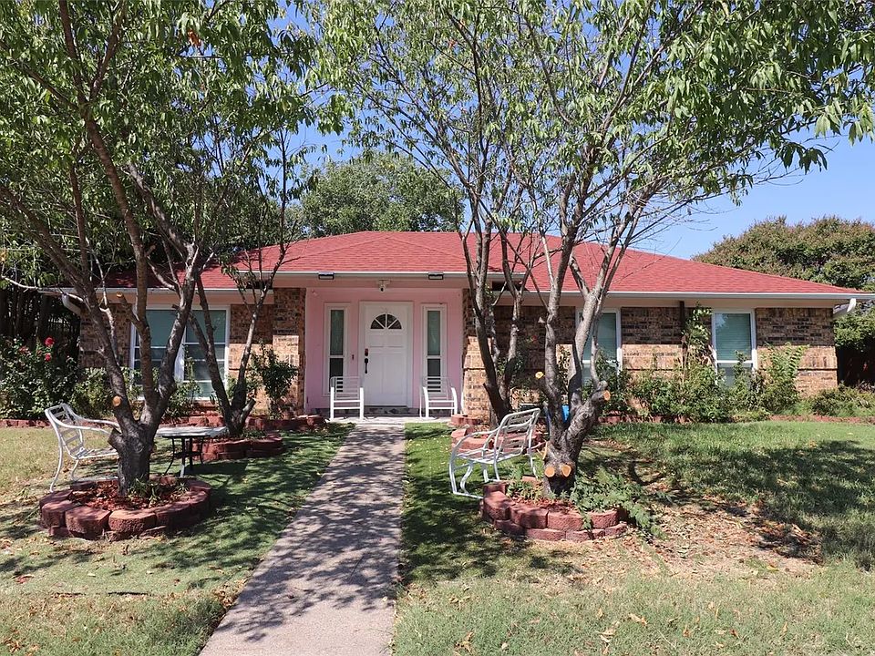 2nd image of 201 Bellwood Dr