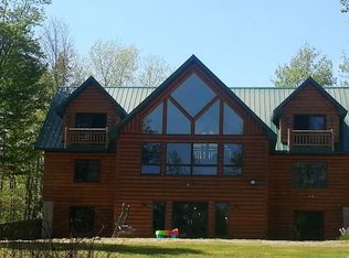 7584 Old 101 Rd, Armstrong Creek, WI 54103