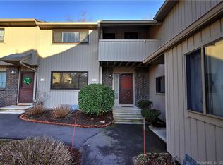 232 Shagbark Dr #232, Derby, CT 06418