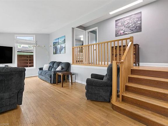 4th image of 14 Cambridge Ave
