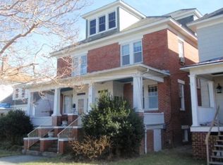 104 Monroe Ave, Cape Charles, VA 23310