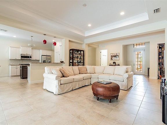 3rd image of 7696 Silverwood Ct