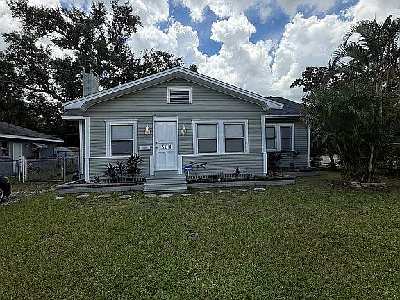 2nd image of 504 4th Ave E