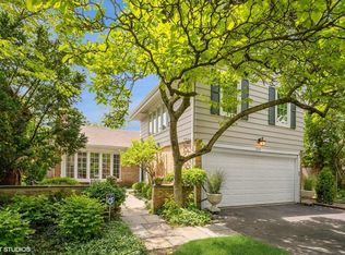 248 Wagner Rd, Northfield, IL 60093