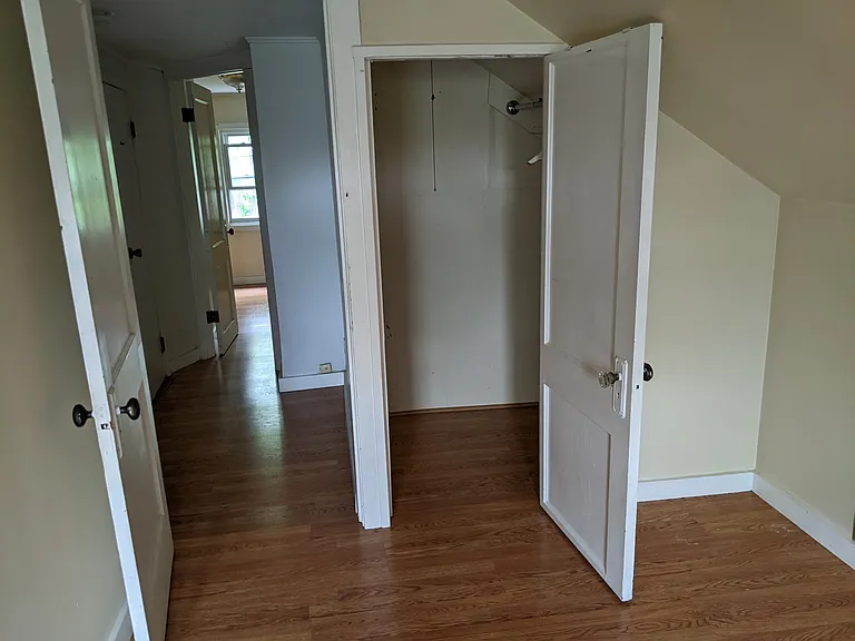 46 Park Avenue Ext — Photo 6