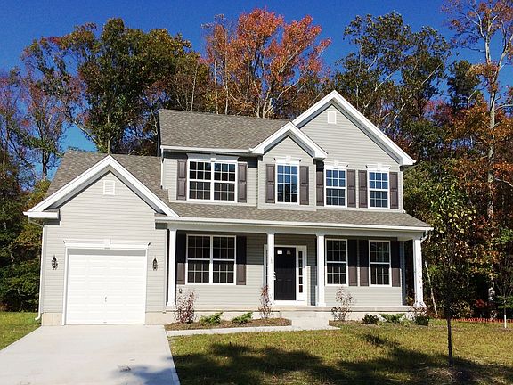 Built in 2014- Move in Ready