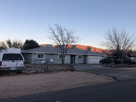 4th image of 9487 Wasco Ave