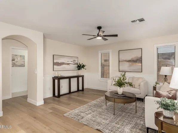 1814 E MILKY Way, Gilbert, AZ 85295