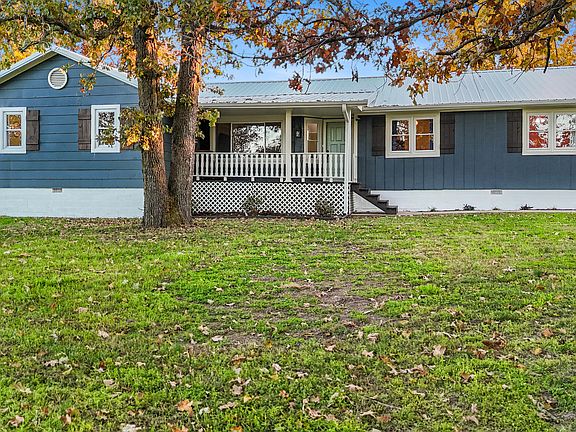2nd image of 13992 Farm Road 2185