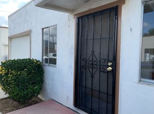 932 W Hays St, Banning, CA 92220