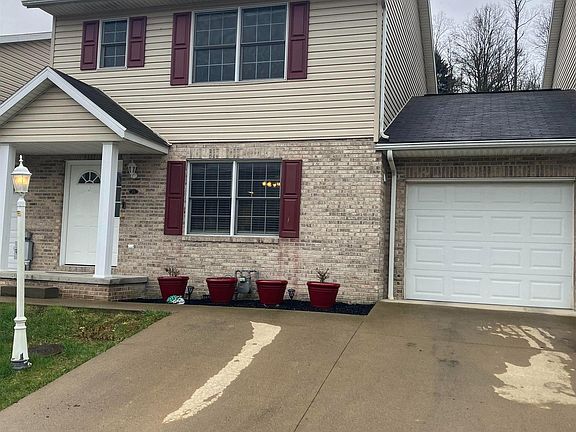 2nd image of 276 Donna Ave