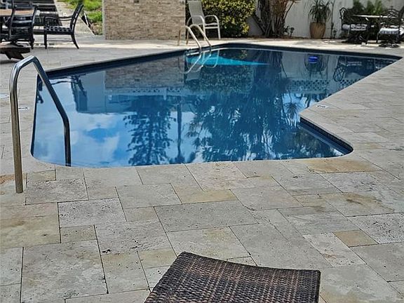 4th image of 54 Isle Of Venice Drive #3